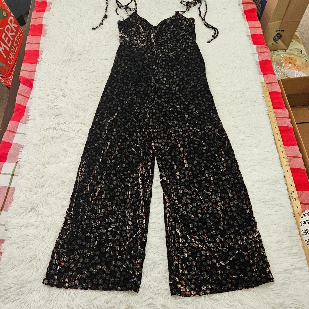 J.Crew Women's Dark Floral Velvet Tie Shoulder Cropped Wide Leg Jumpsuit Sz‎ S